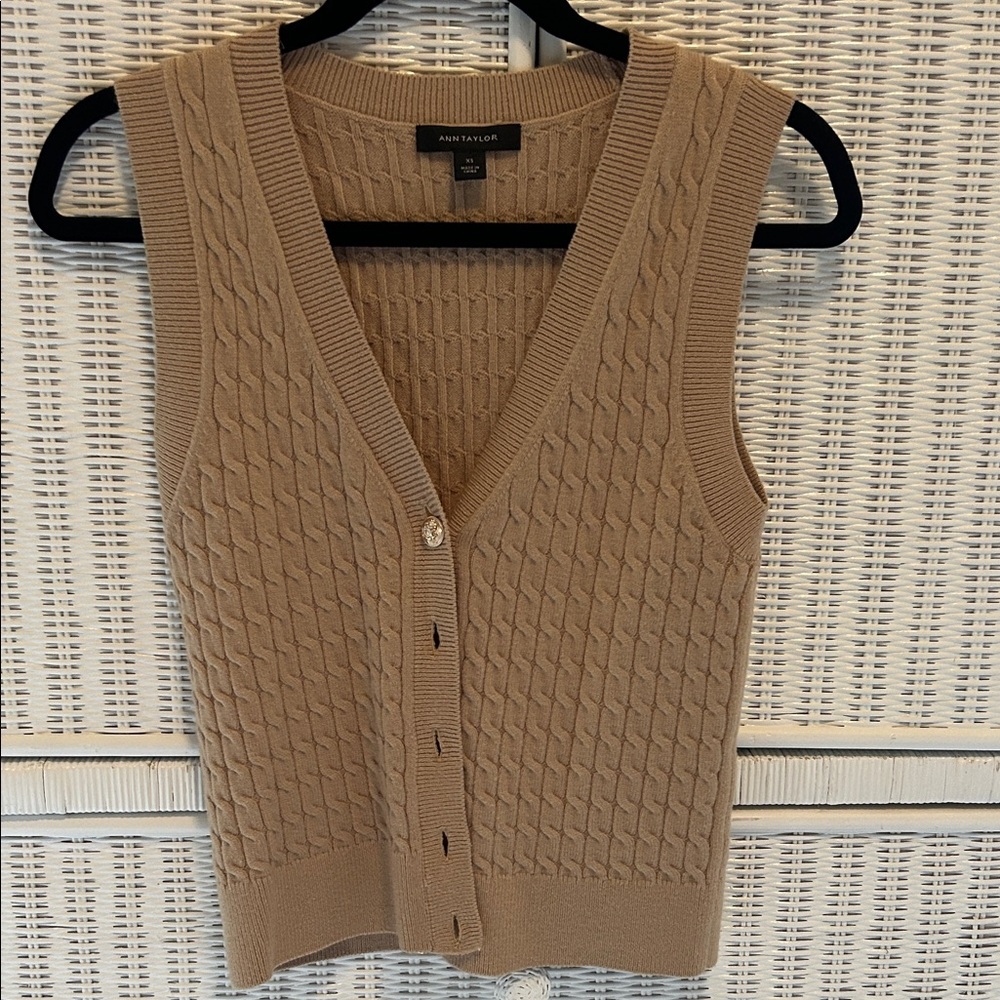 Ann Taylor Beige Cable Knit Cardigan Vest
